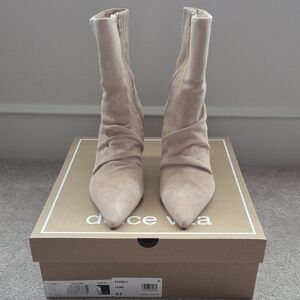 Dolce Vita Fernly Boot Size 8.5 Dune